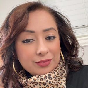 Meet your Posher, Olivia